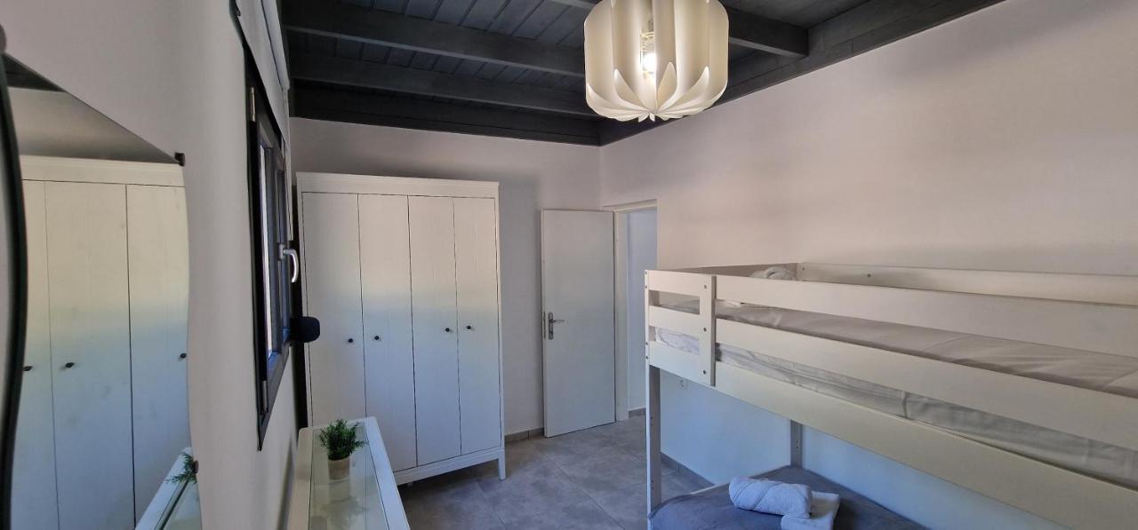 Casa Di Olive, All Seasons Accommodation Goudhouros エクステリア 写真
